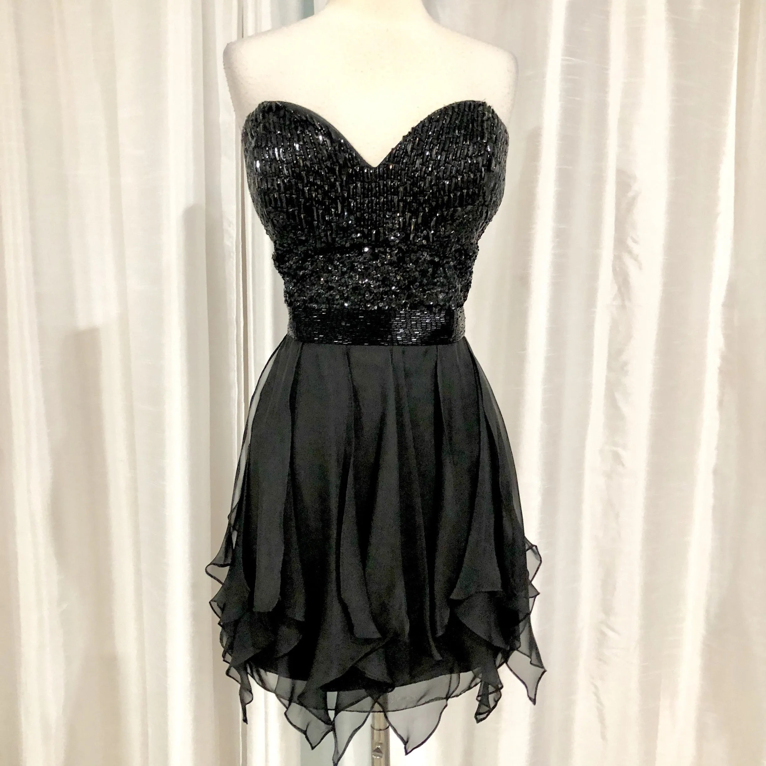 SHERRI HILL Black Embellished Strapless Black Dress Size 18