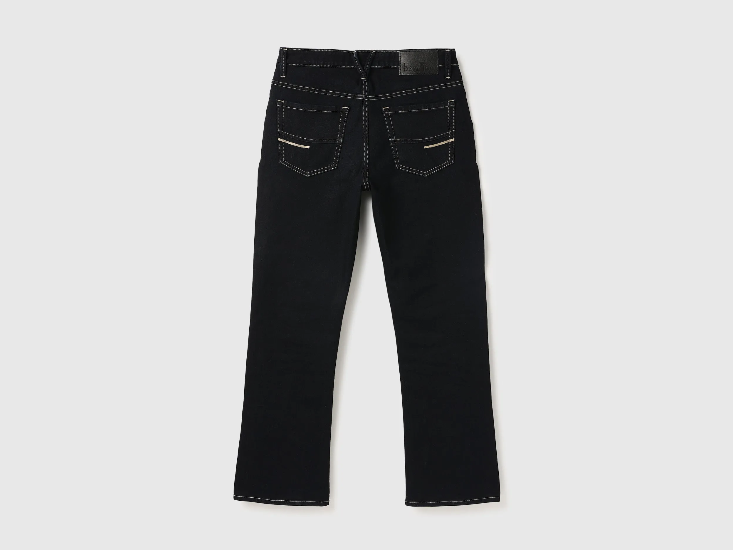Solid Bootcut Fit Jeans