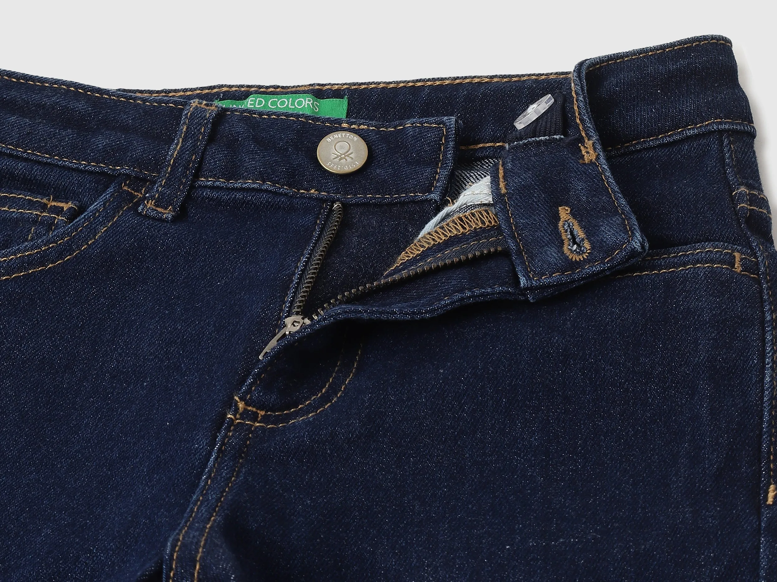 Solid Bootcut Fit Jeans