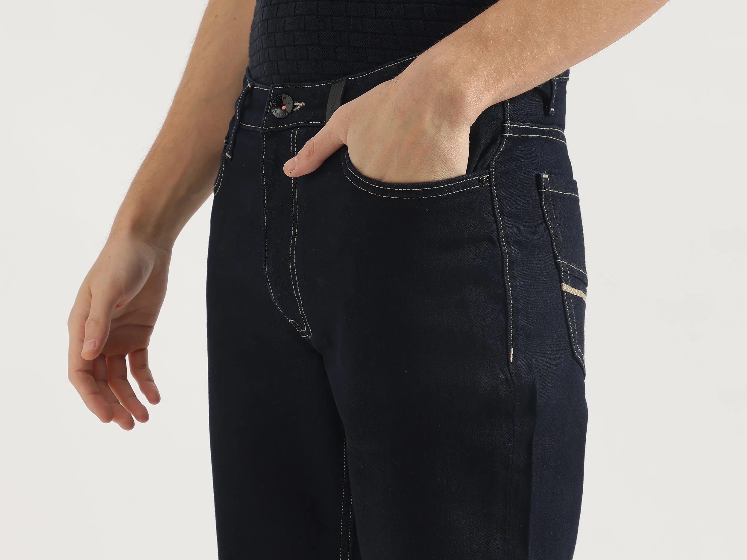 Solid Bootcut Fit Jeans