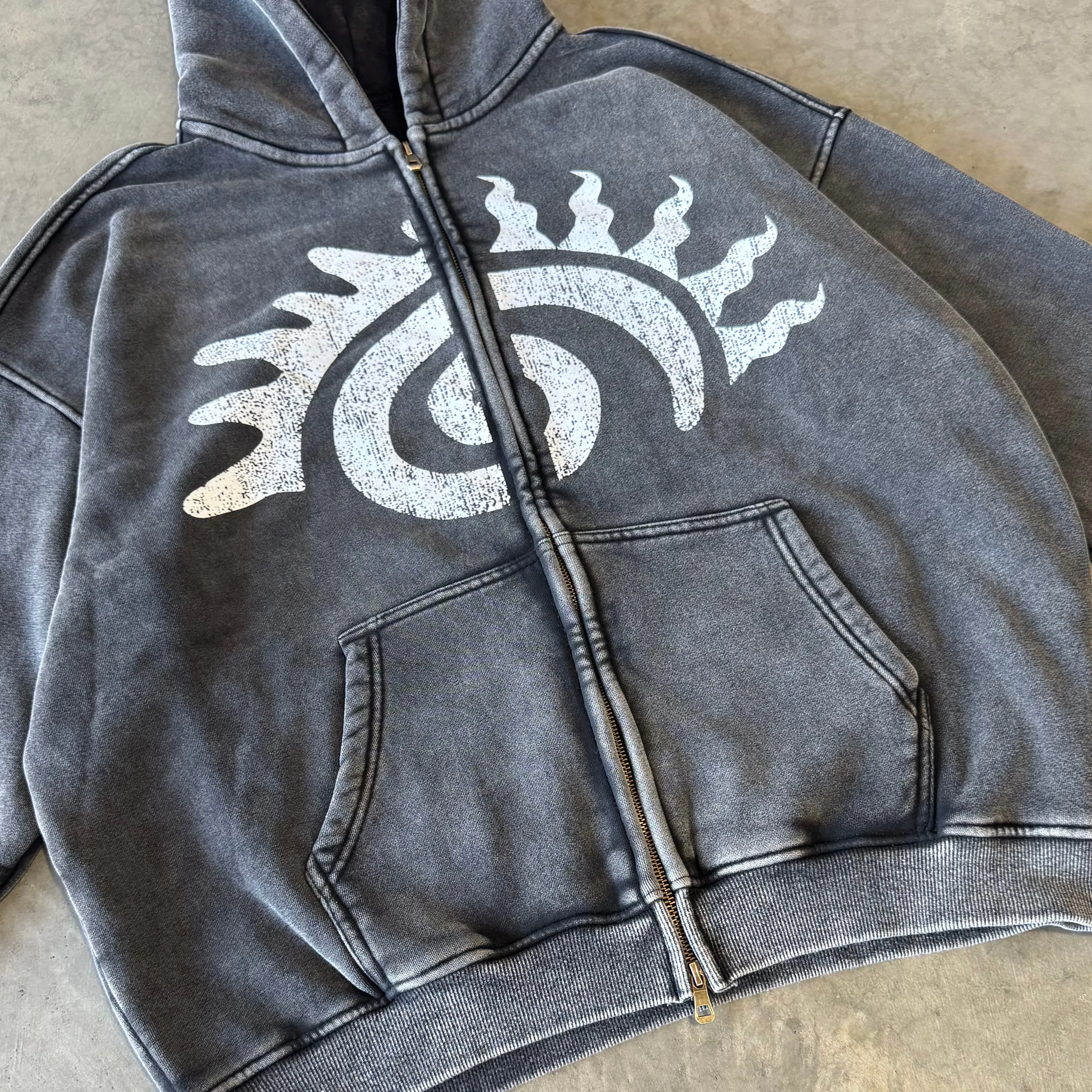 SPRING WEIGHT ICON ZIP UP