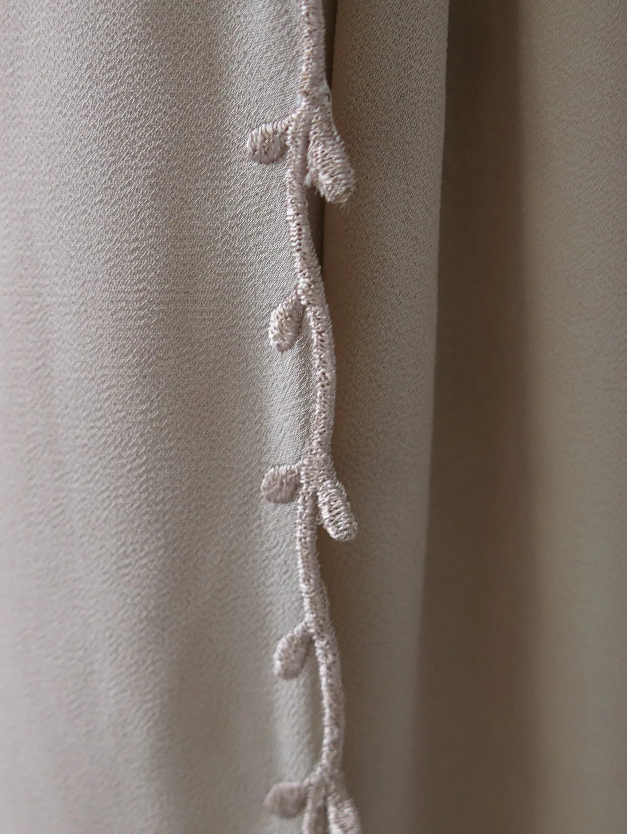Sweet Ivy Embroidery Sarong in Light Beige