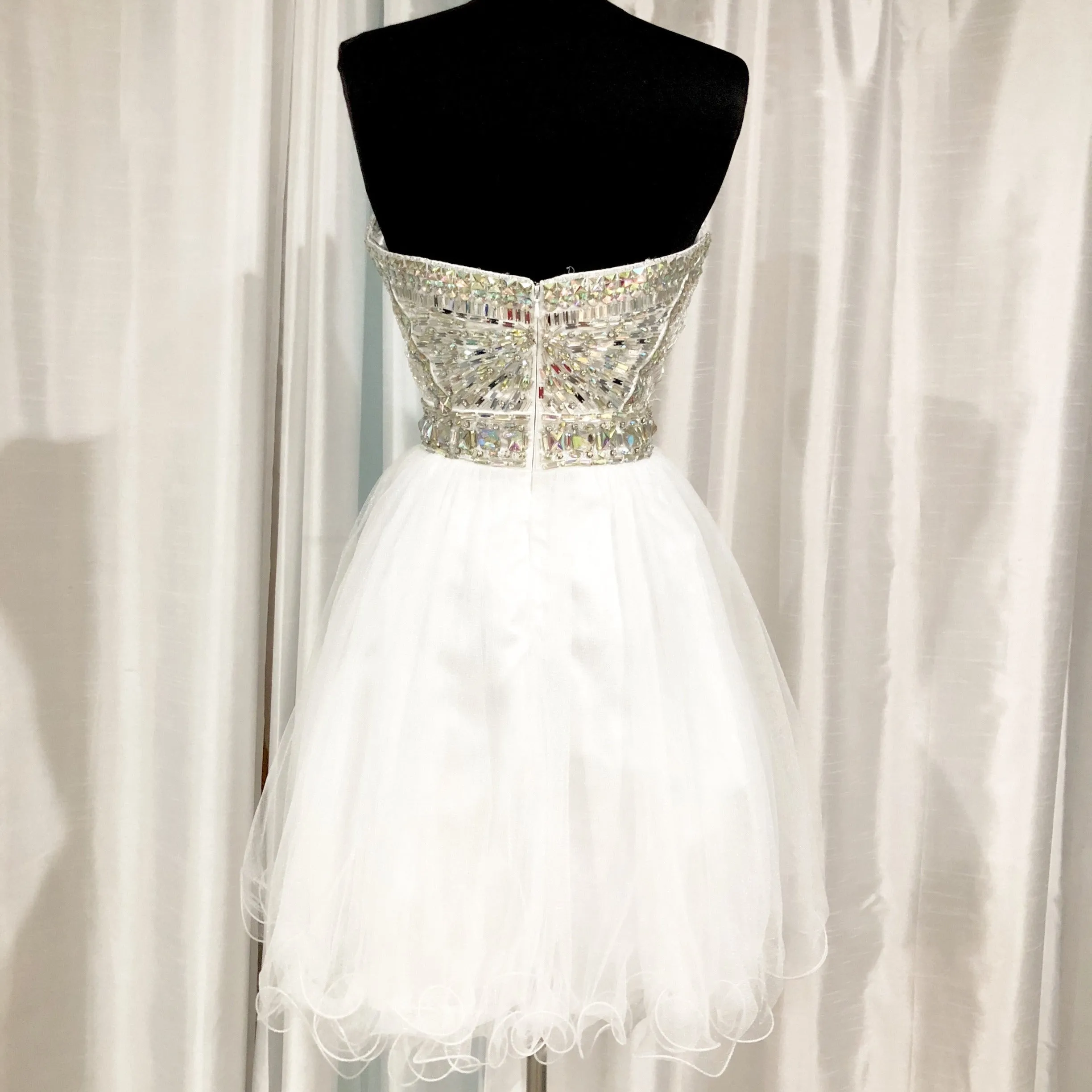 TONY BOWLS White Strapless Embellished Short Dress Size 10