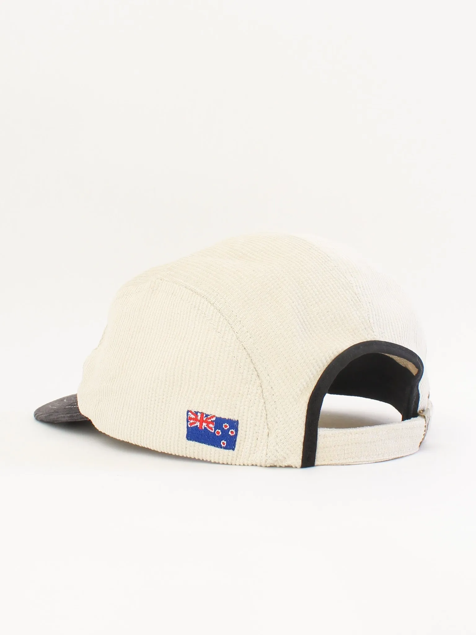TRANS-TASMAN 5 PANEL