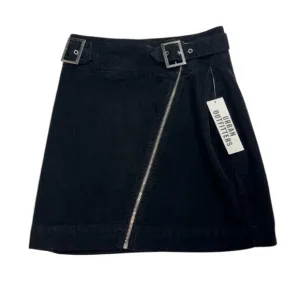 Urban outfitters size XS corduroy style black skirt with zipper detail, NWT!