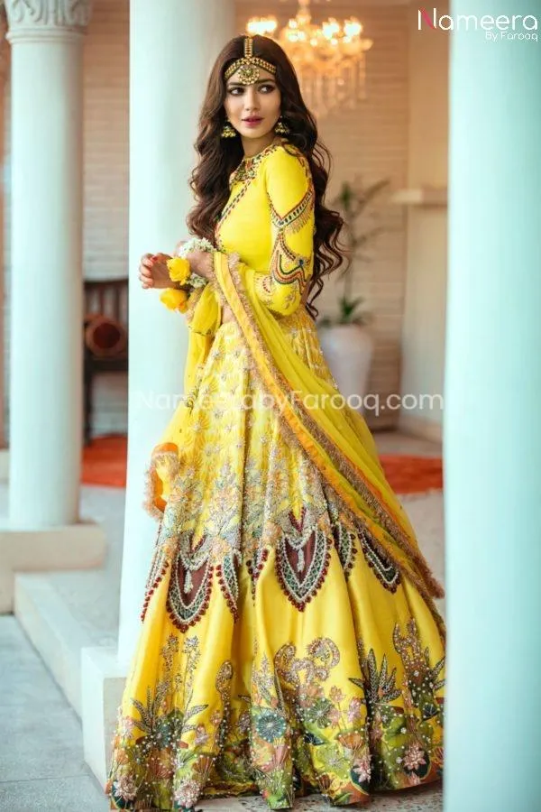 Vibrant Pakistani Bridal Wear Lehenga Choli 2021 #PN44