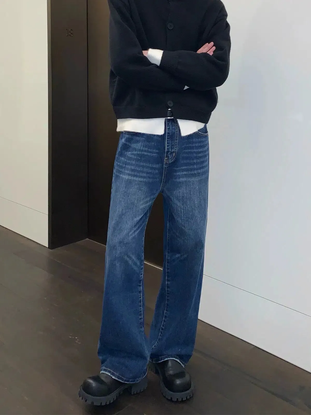 Washed Distressed Jeans