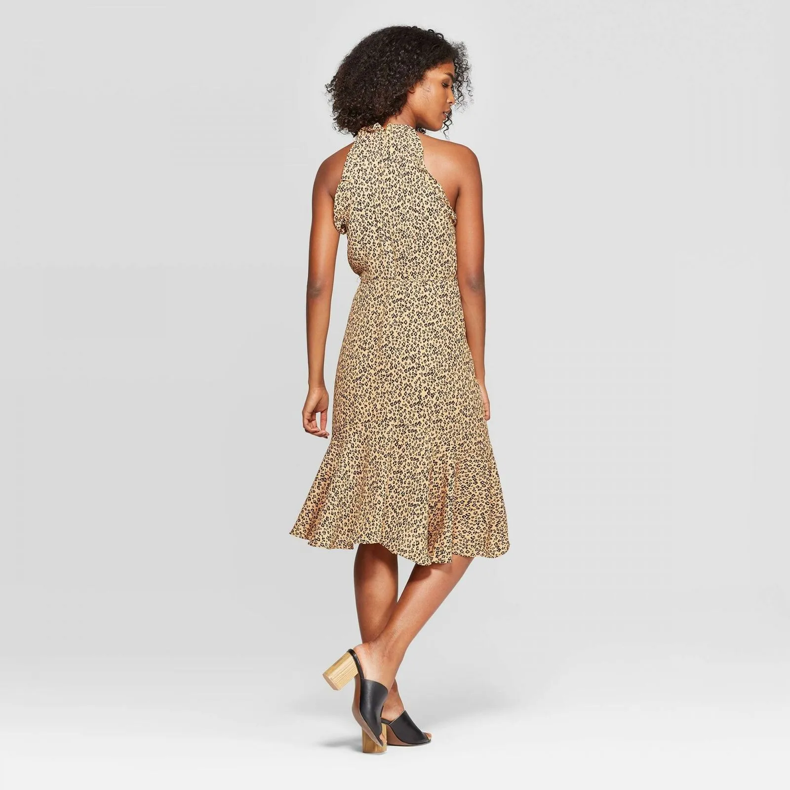 Who What Wear Women's Sleeveless Halter Neck A Line Dress