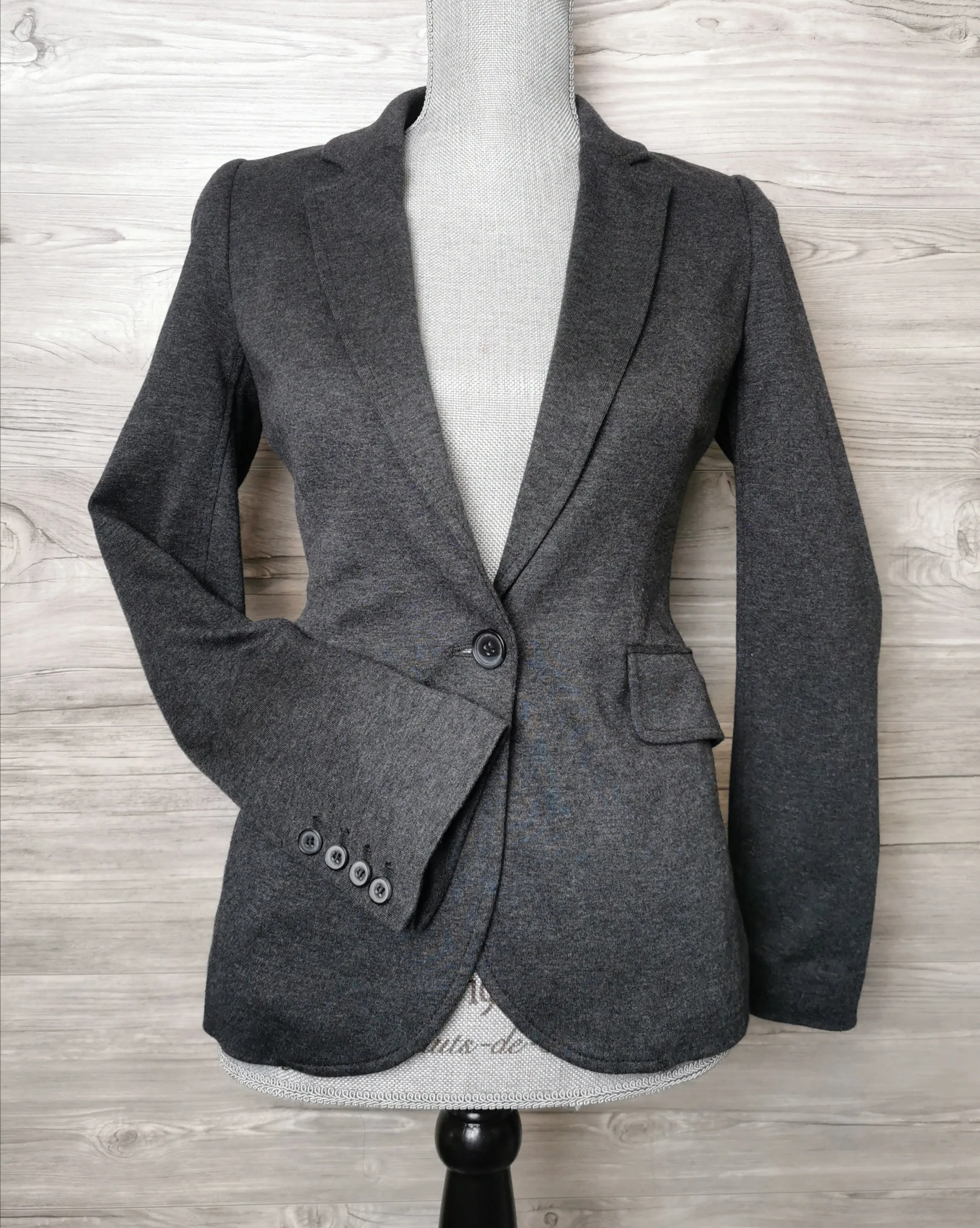 WOMENS SIZE 0 (XS) - ARITZIA TALULA, Soft Dark Grey Blazer Jacket EUC B44