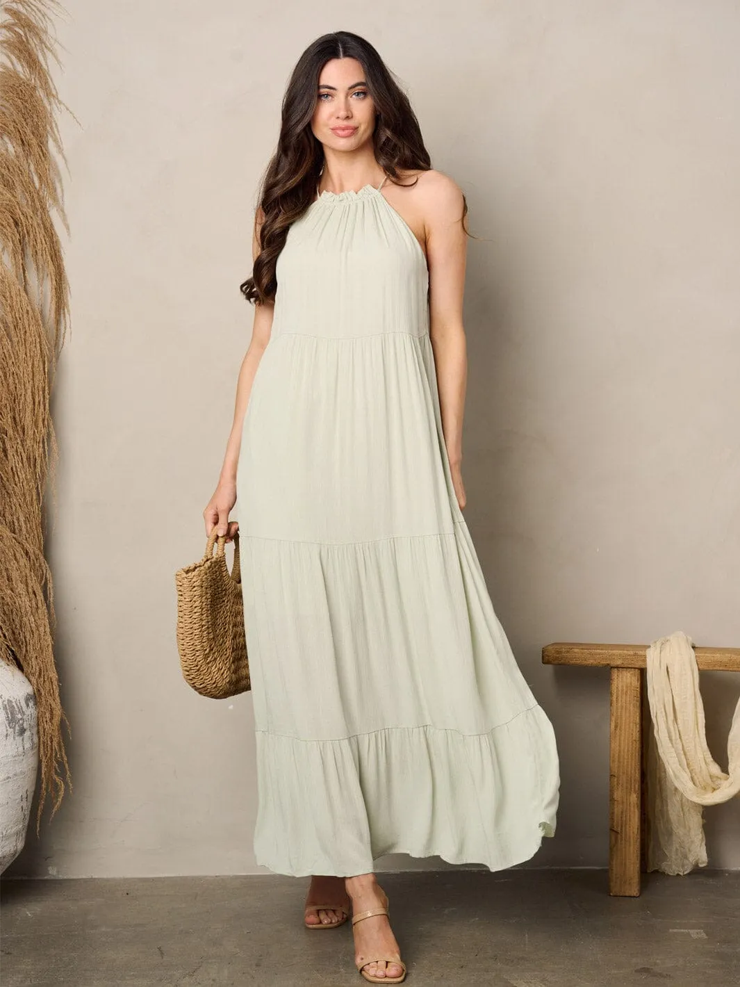 WOMEN'S SLEEVELESS HALTER NECK TIERED MAXI DRESS